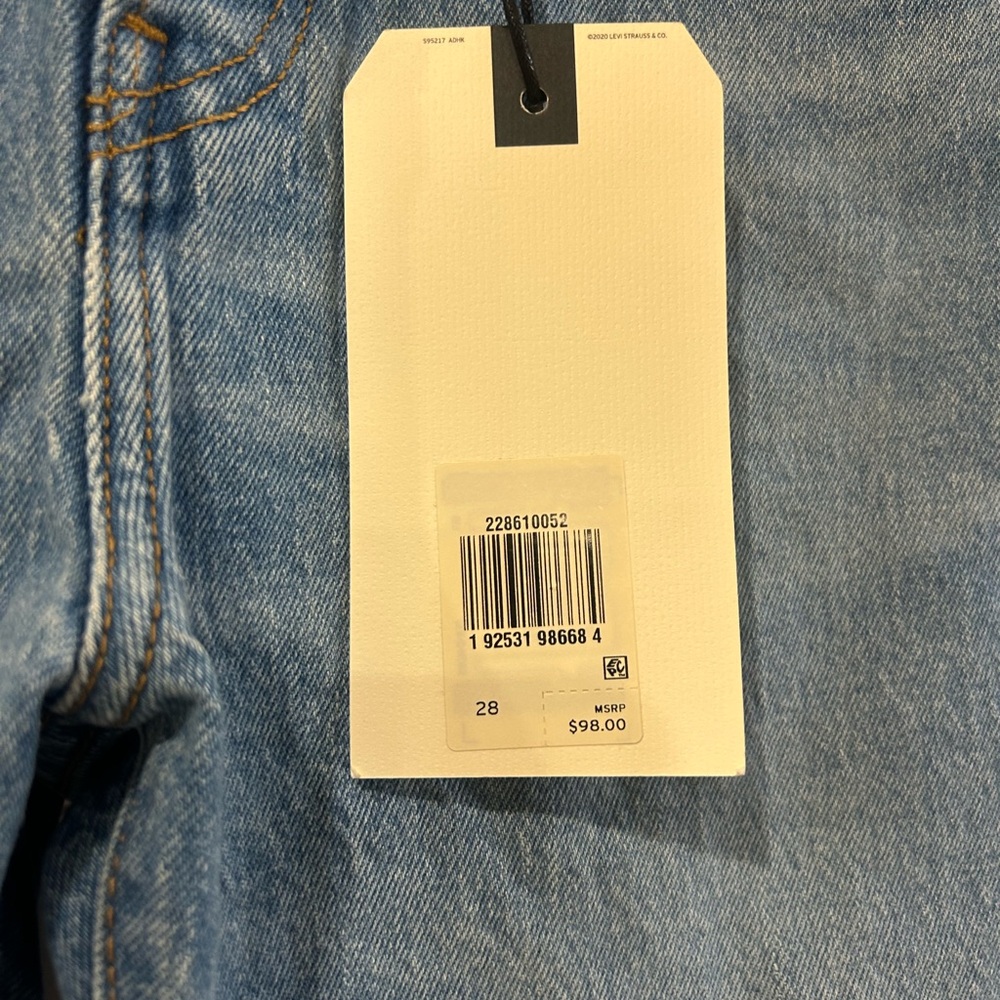 Levi’s light wash wedge Denim Jeans size 28 - Picture 2 of 4